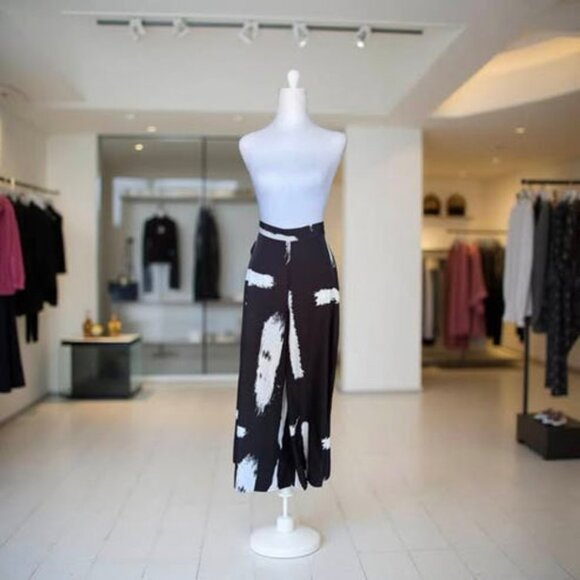 BLACK AND WHITE WIDE LEG PANTS - Picture 1 of 2